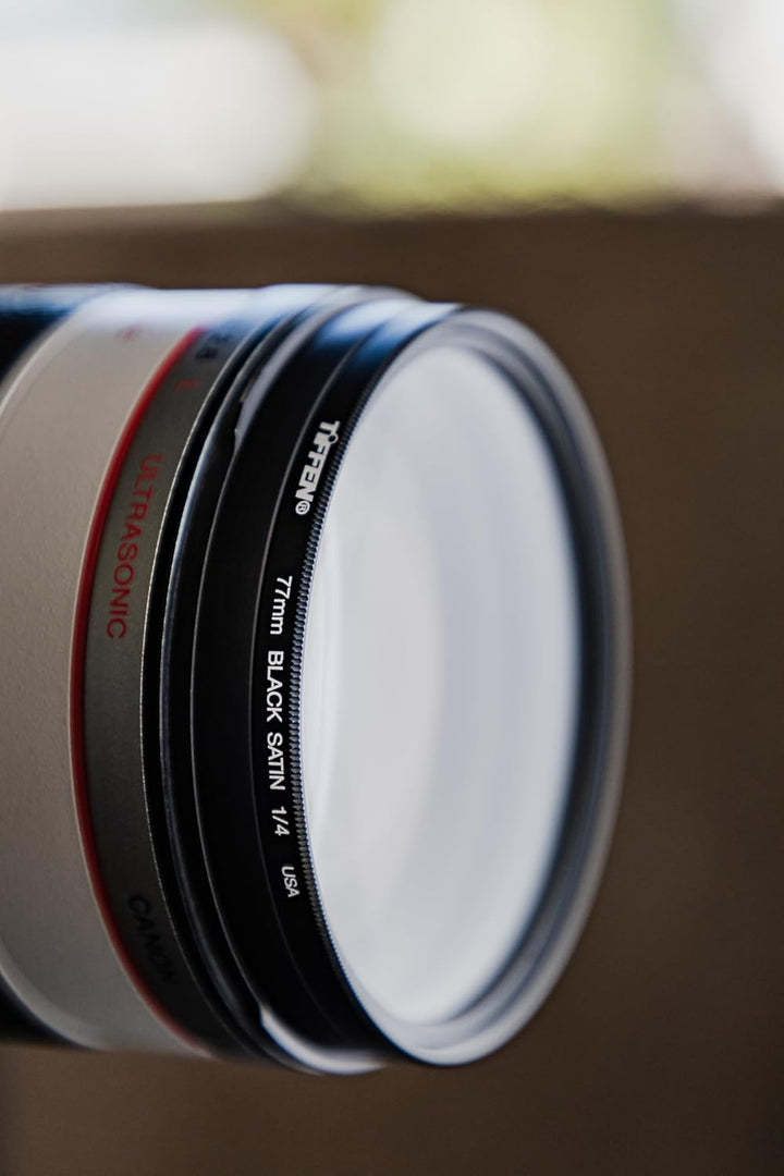 Tiffen 82 mm schwarzer Satin-1/4-Filter