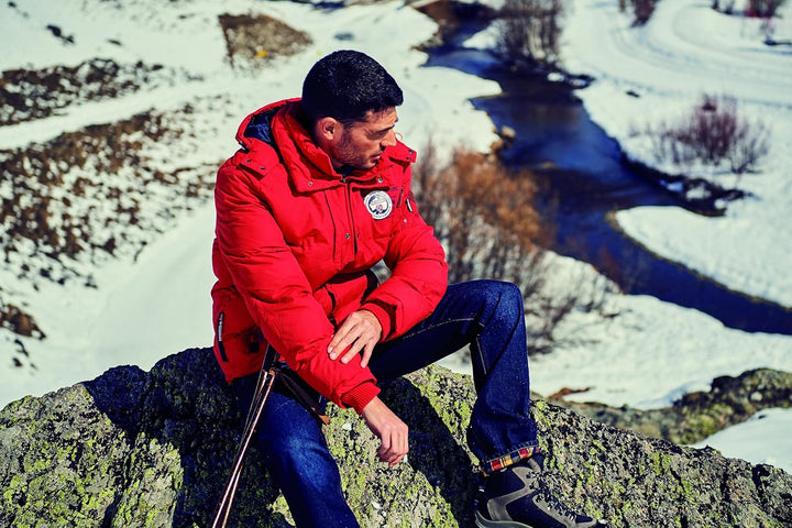 Geographical Norway Herren Winterjacke mit Kapuze Full Zip gefüttert Wind- und Kälteabweisend schnel
