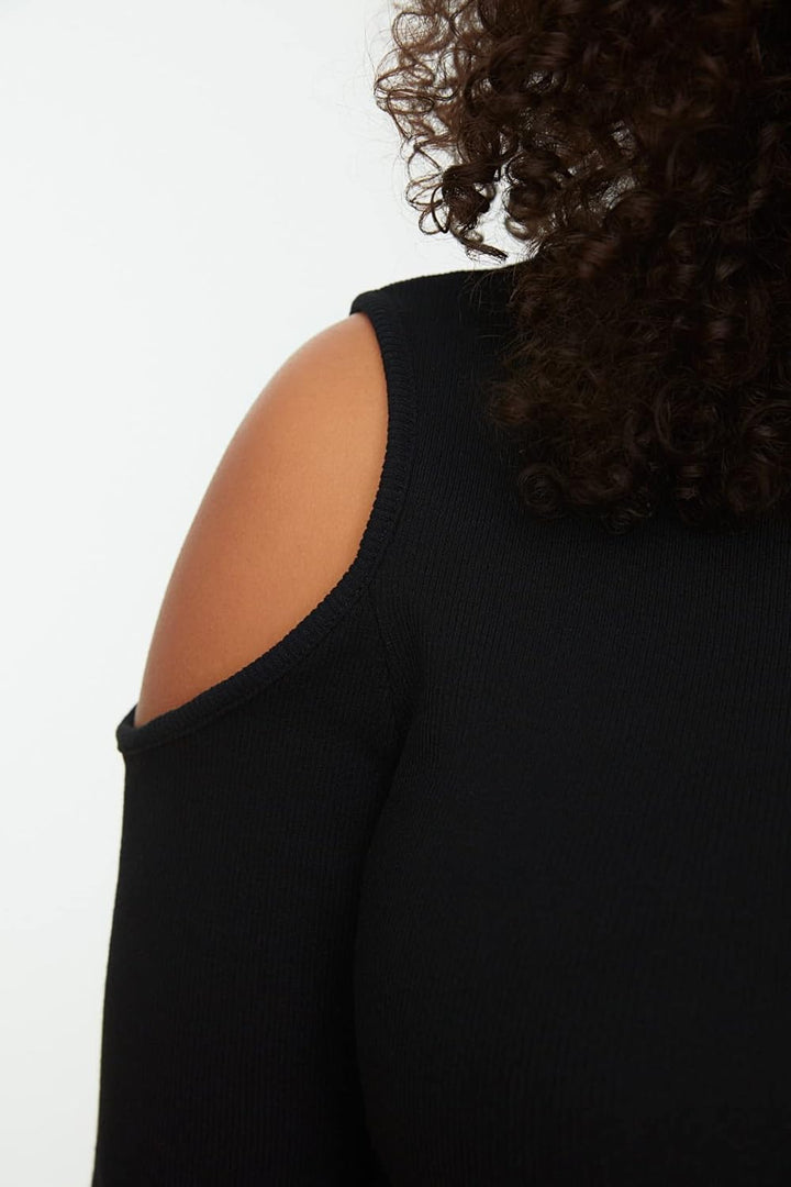 Trendyol Damen Bike Collar Neckline, Detailed Knitted Blouse T Shirt, Schwarz, 3XL Grosse Grössen EU
