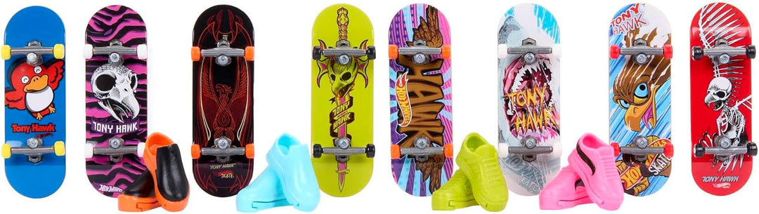 Hot Wheels Skate Rippin' Tricks Pack - 8 Fingerboards und 4 Paar Skateboard-Schuhe mit von Tony Hawk