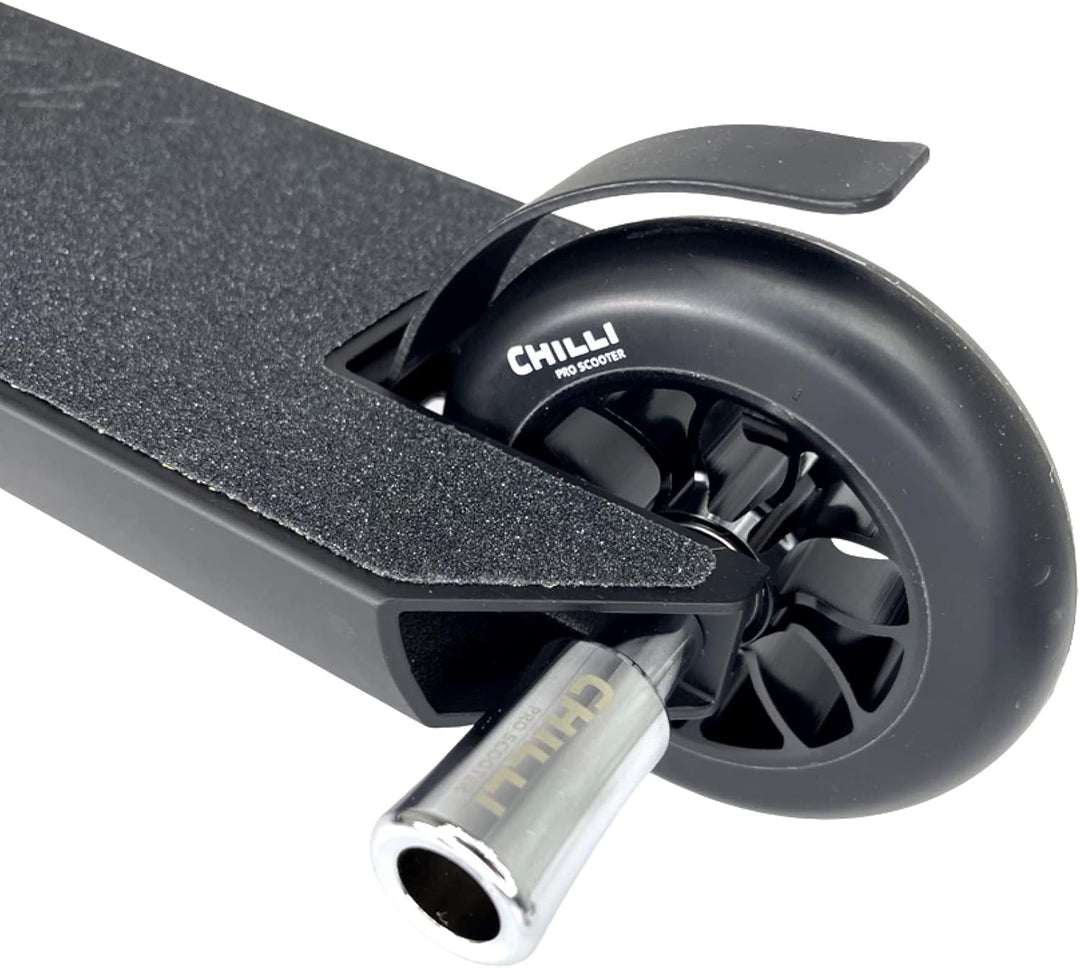 Chilli Pro Scooter Barrel Stunt-Scooter Pegs Tret Roller Grind Stangen mit Achsen + Fantic26 Sticker
