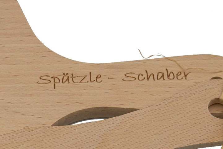 Albgenuss Spätzleschaber-Set: Echtholz Spätzlebrett aus Buchenholz und Spätzleschaber aus Holz