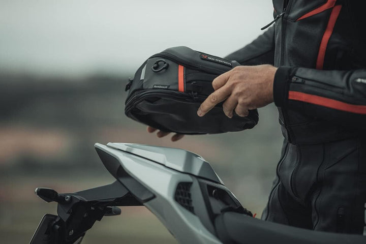PRO Roadpack Tail Bag 1680D Ballistic Nylon. Black/Anthracite. 8-14 l.