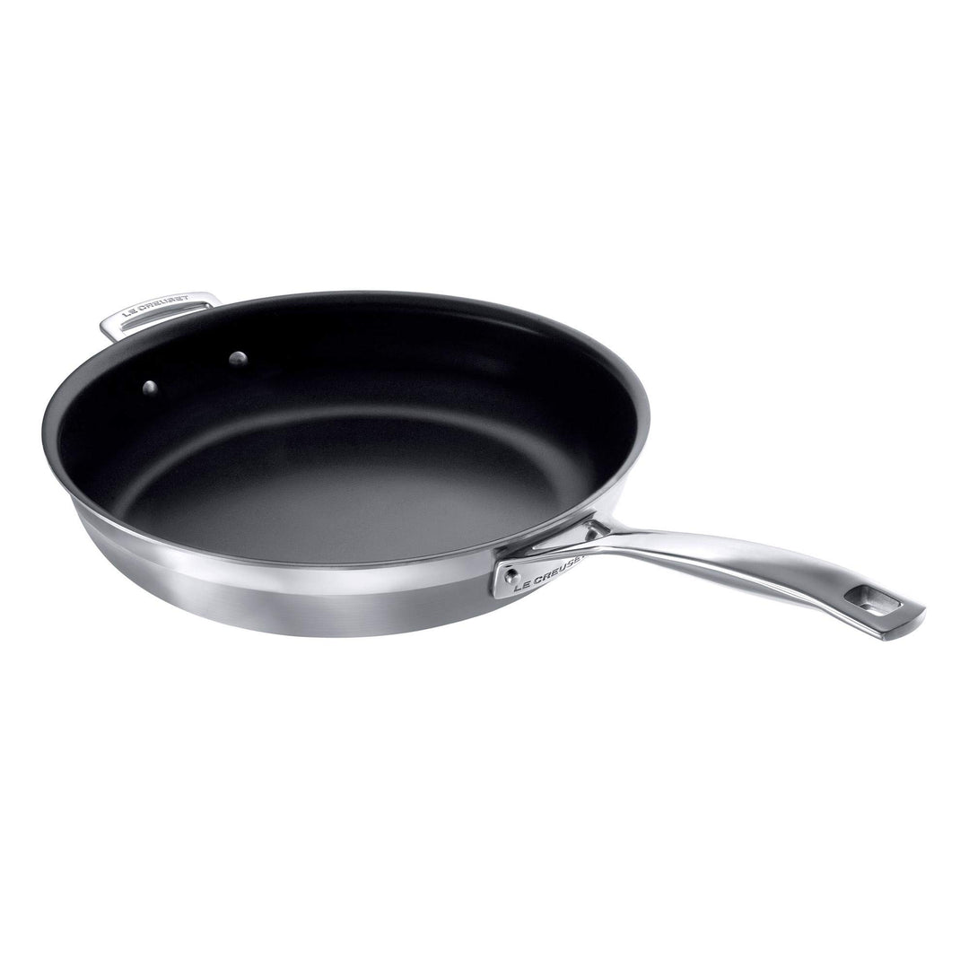 Le Creuset Antihaftbeschichtete Bratpfanne mit Gegengriff aus 3-ply Edelstahl, Ø 30 cm, Für alle Her