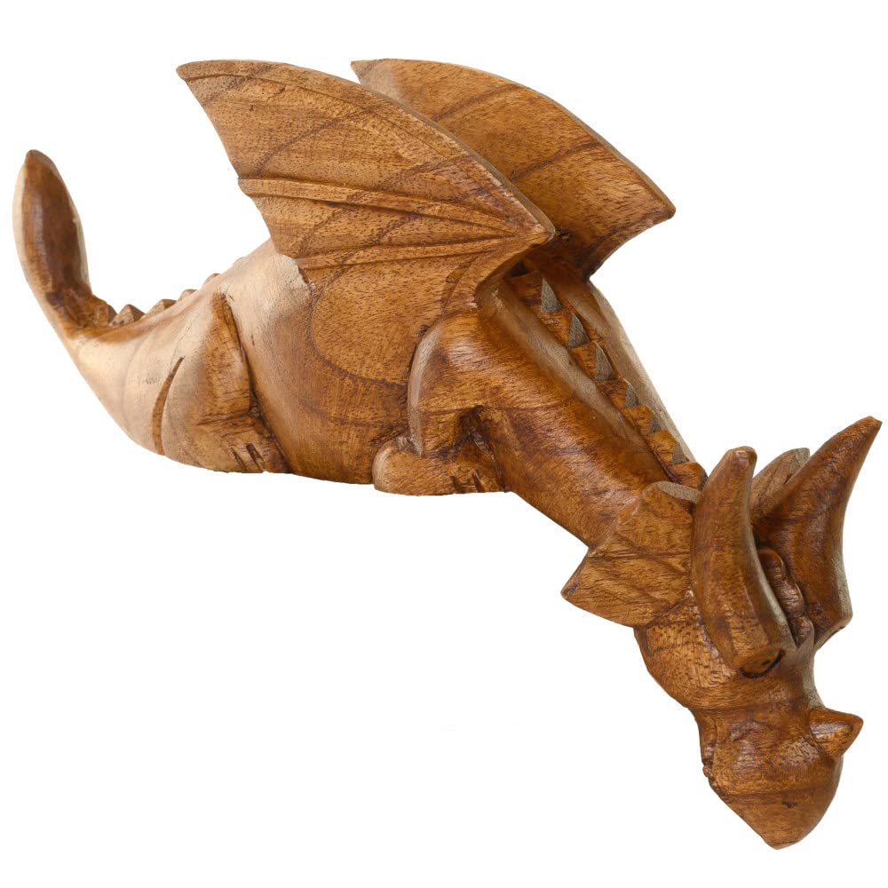 Handgeschnitzter Drache aus Holz – Beobachtender Drache – Schaut über den Regalrand