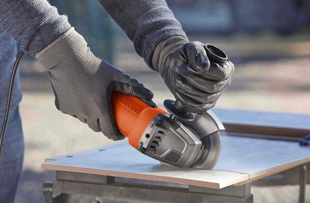 Black+Decker Winkelschleifer BEG110 (750 Watt, 115 mm, Scheiben-ø, mit 3-Positionen-Zusatzhandgriff,