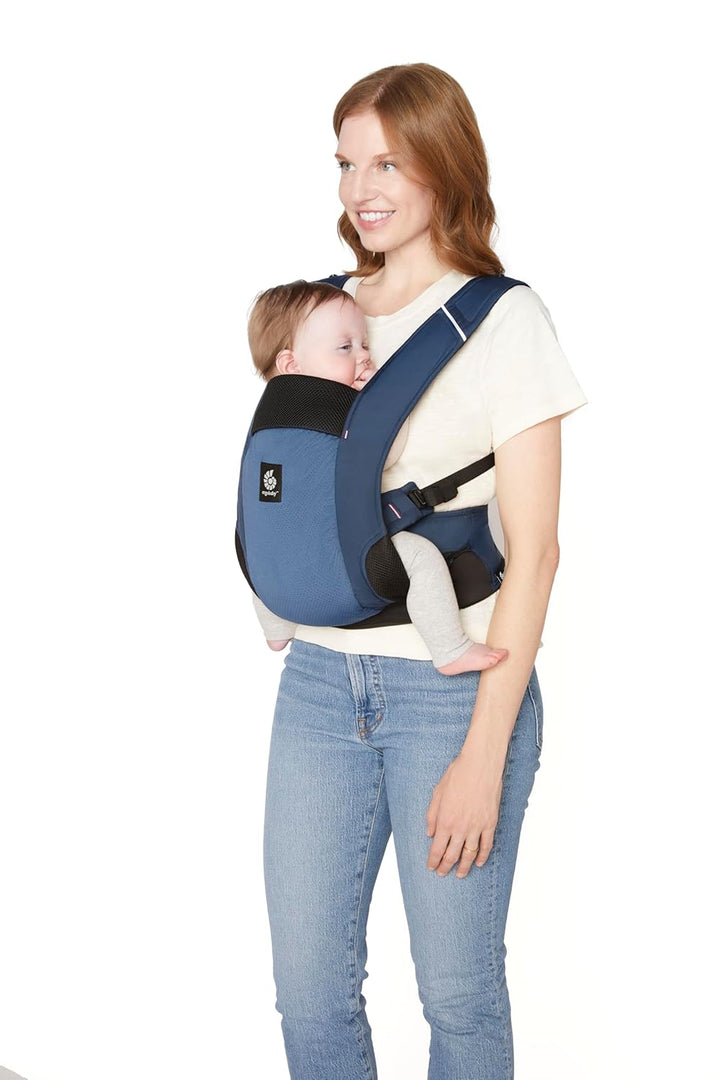 Ergobaby Away Babytrage, Reisetrage für Babys und Kleinkinder (5,4-15,9 kg), 2-Positionen Bauchtrage