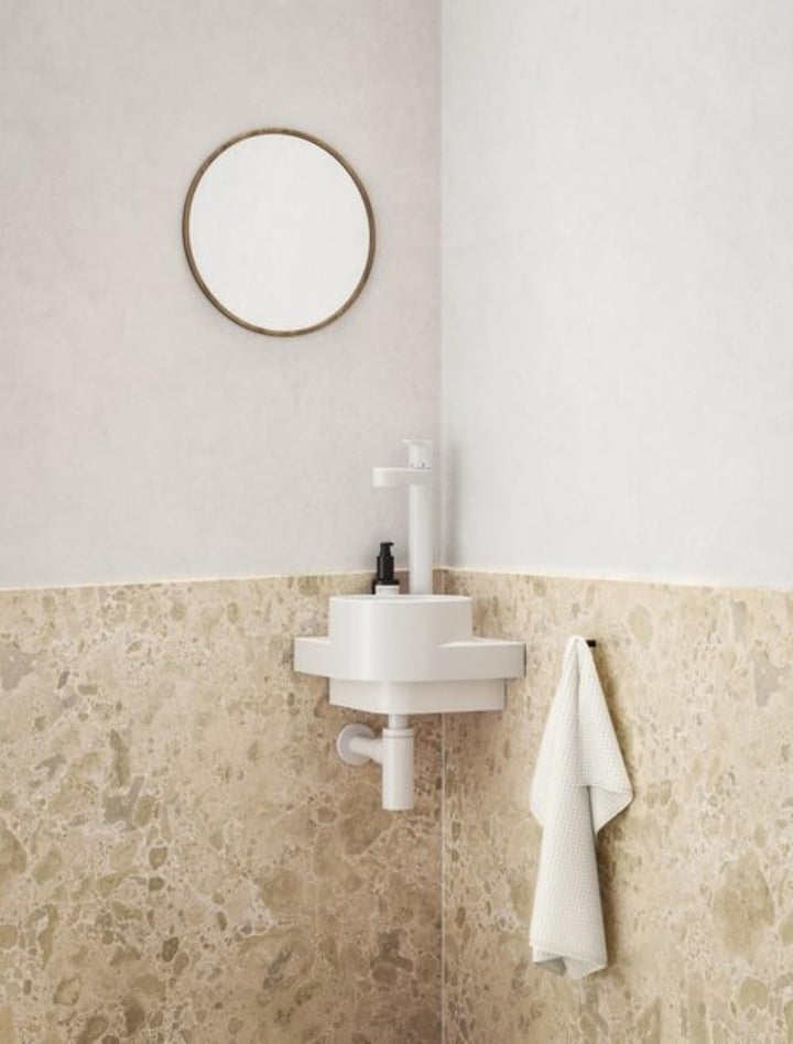 Eckwaschbecken-Set mit Original-Einbauregal und Weiss Zubehör, Eckwaschbecken zur Wandmontage mit Ha