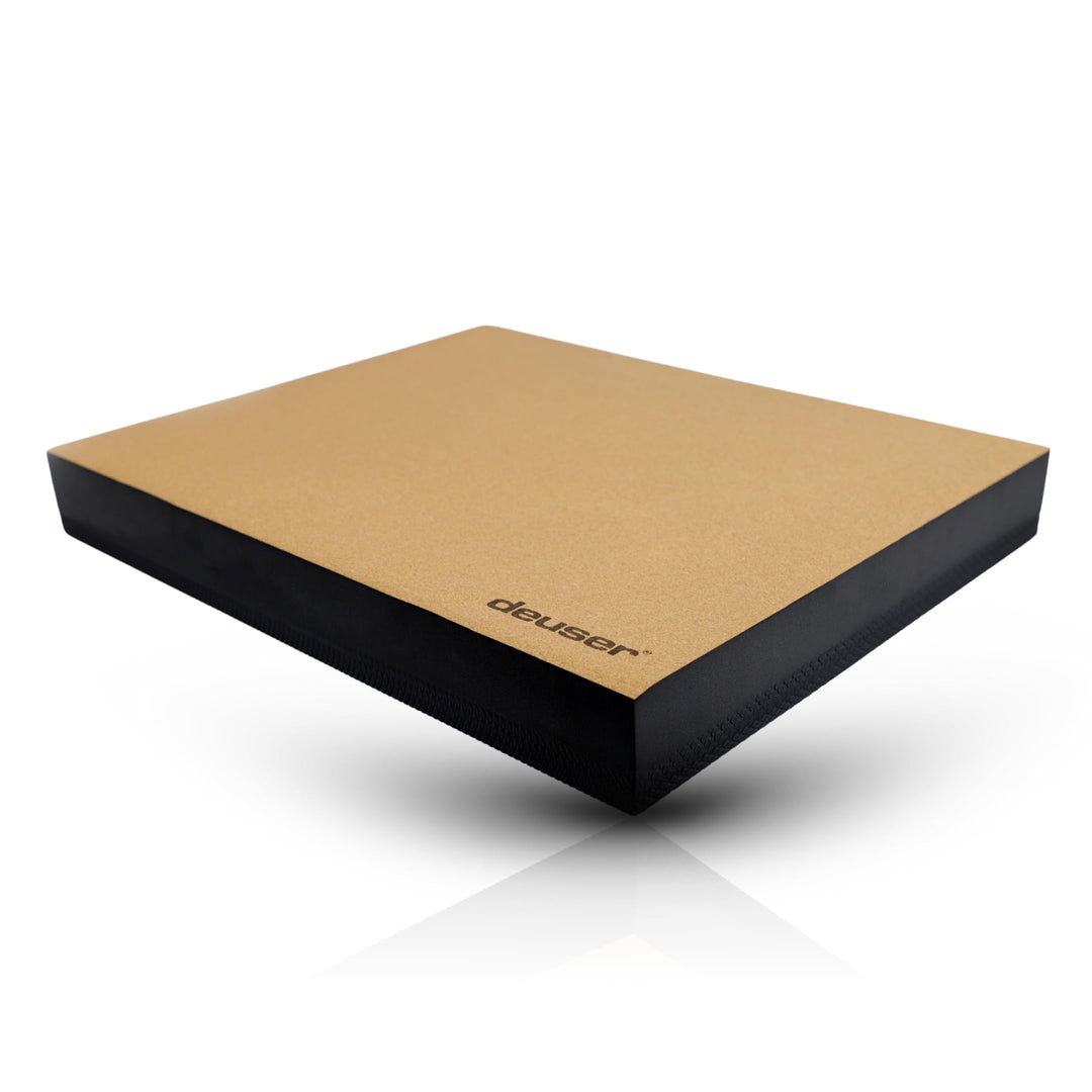 Deuser Balance Pad aus TPE mit nachhaltiger Korkbeschichtung, rutschfest, fördert Gleichgewicht und