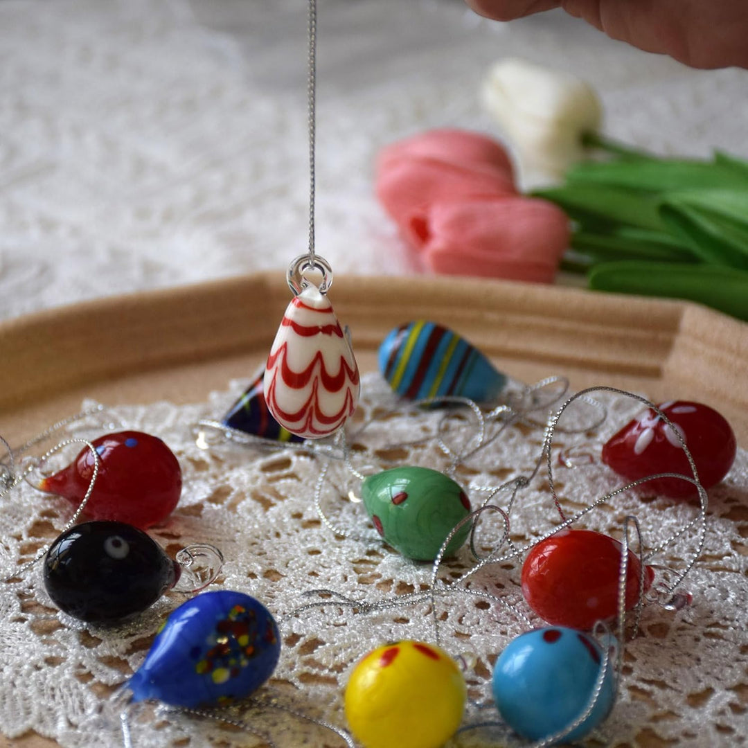 12 Stück handgefertigte Glas Eier Ornamente, Mini Mehrfarbig handgeblasen Glas Eier zum Aufhängen fü
