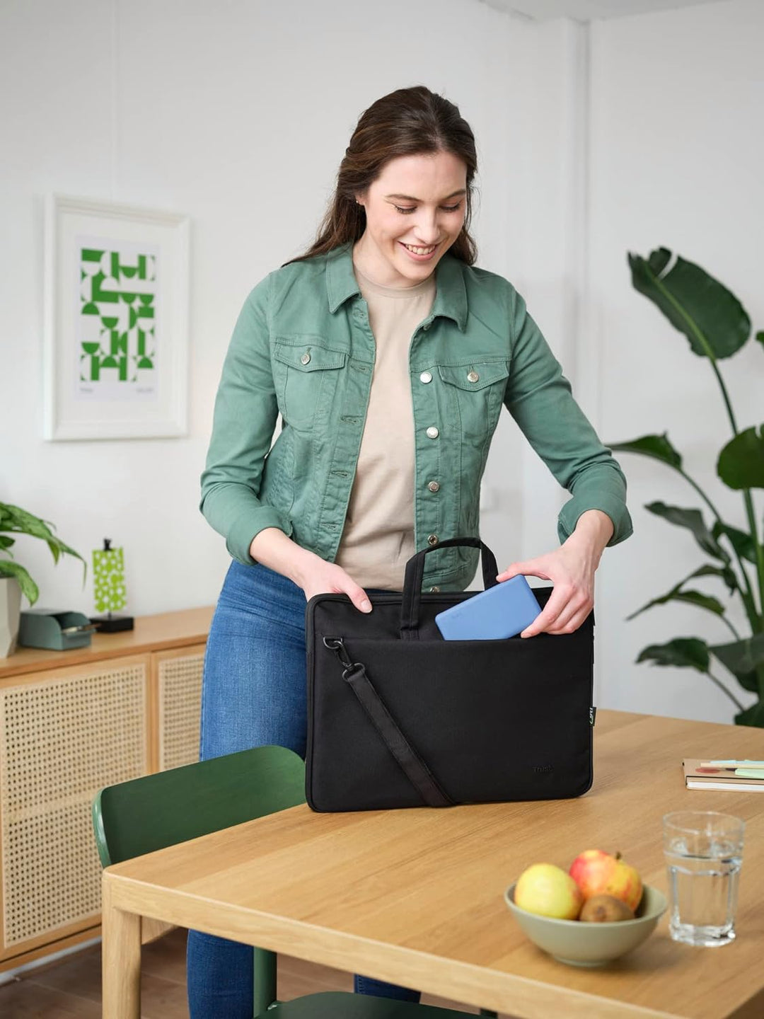Trust Mobile Primo Dünne Powerbank Schnellladefunktion 10000 mAh, Nachhaltig, USB C Externer Akku, T