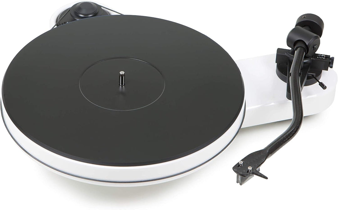 Pro-Ject RPM 3 Carbon Plattenspieler mit Riemenantrieb (inkl. Ortofon 2M Silver, Weiss) inkl. Ortofo