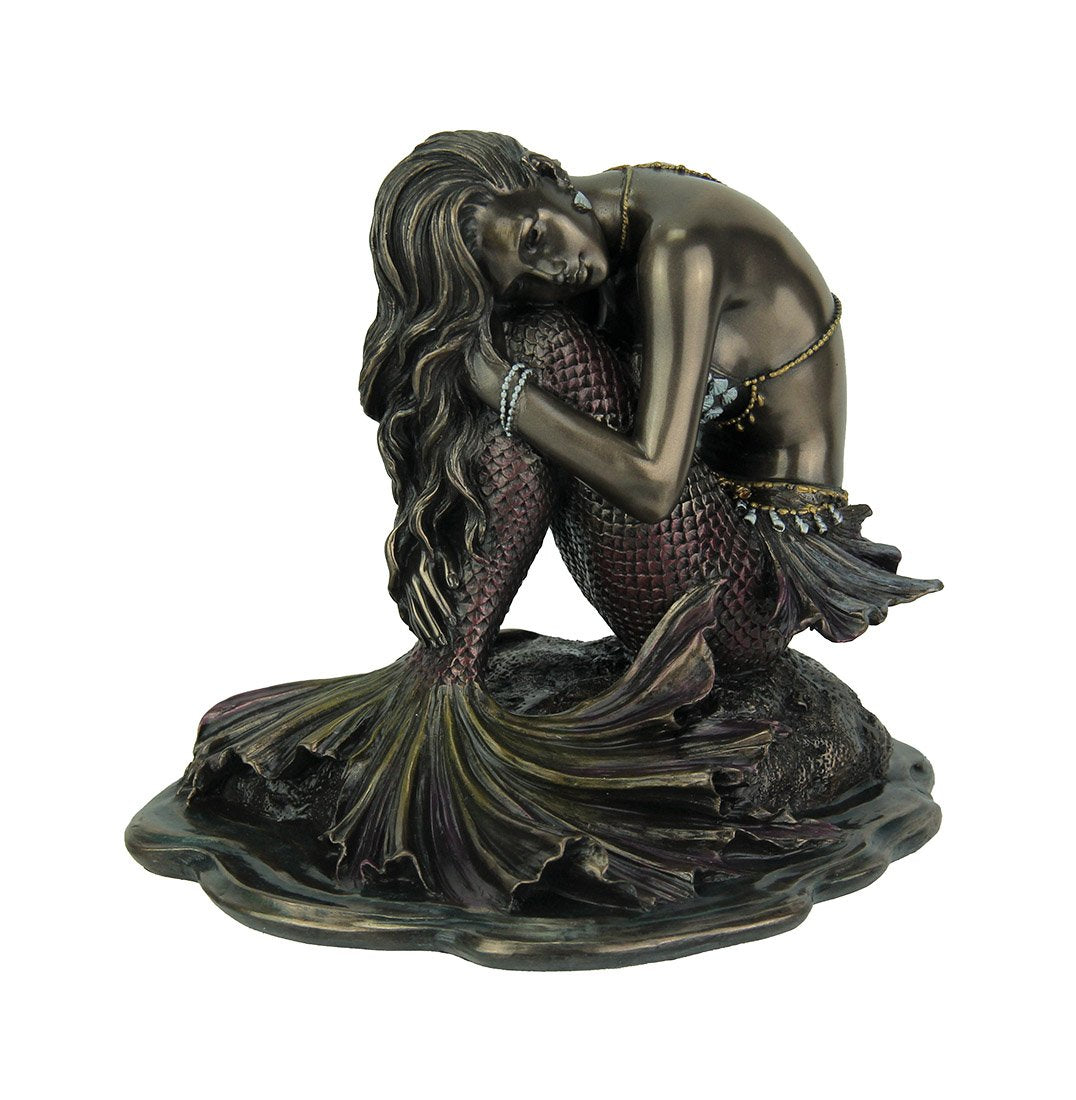 Harz Statuen Sirene Einsamkeit Meerjungfrau sitzend auf Rock Bronze Finish Statue 16,5 x 14,6 x 14 c