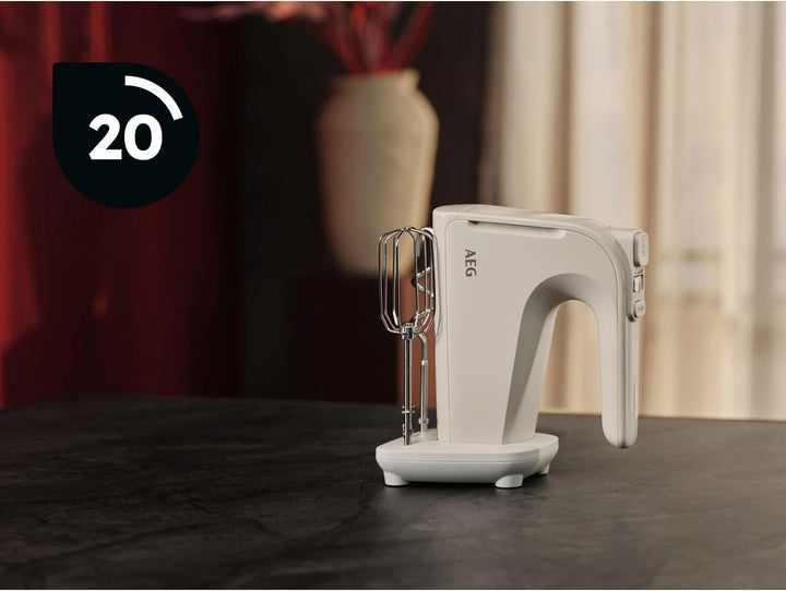 AEG Handmixer mit Rührbesen, AHM4W, 500 W, 5 Geschwindigkeiten, Turbo-Funktion, ideal zum Mixen, Kne