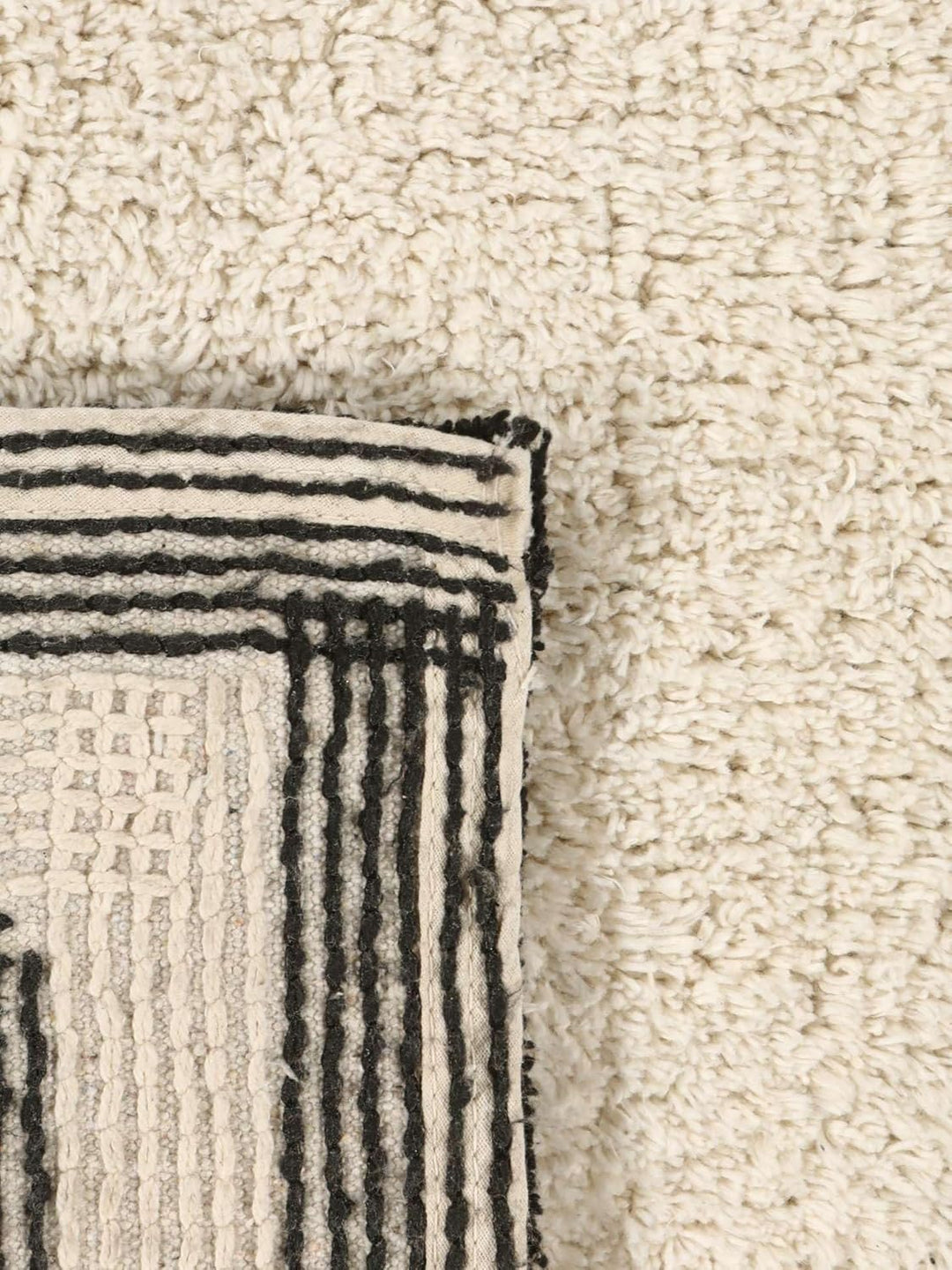 RugVista Badematte Chateau, 90 x 60 cm, Rechteckig, Mittelflor, Anti-Rutsch, Moderner Badteppich, Ma