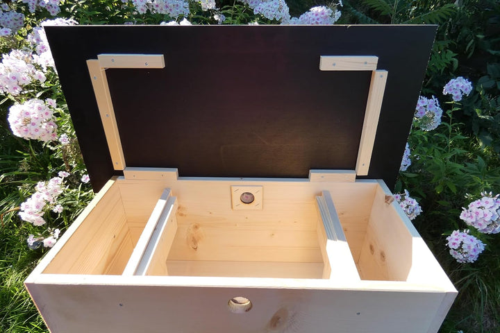Igelfutterhaus mit Beobachtungsfenster 80cm x 40cm x 32cm Igelhotel 18mm Vollholz Witterungsbeständi