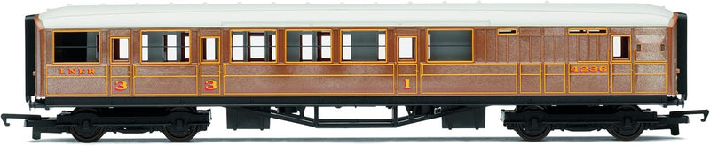 Hornby R4333 Railroad LNER Teak 00 Gauge Coach