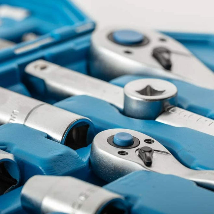 Högert Technik - Werkzeugset I Steckschlüssel, Bits und Zubehör I Hochqualitativem Legiertem Cr-V-St