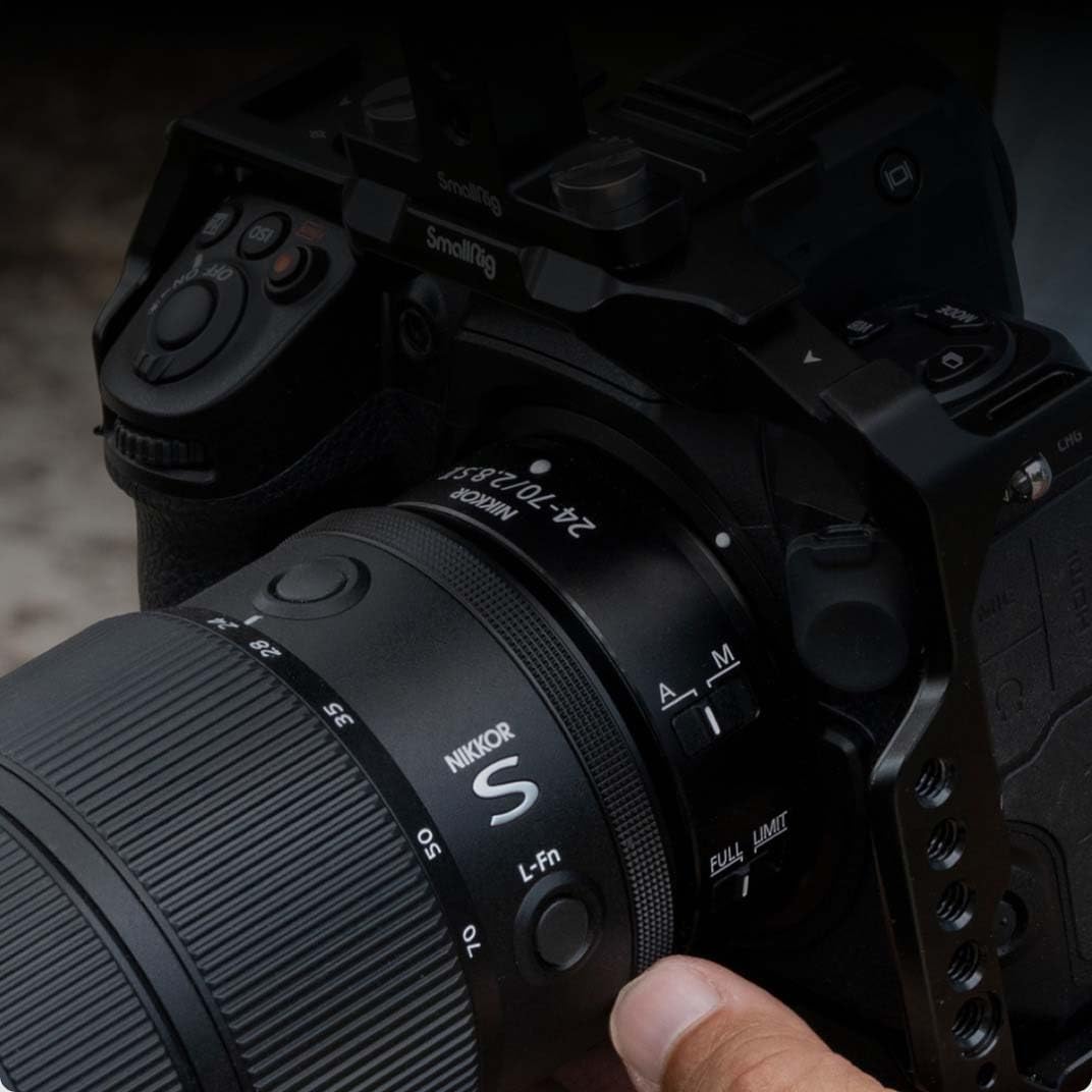 Nikon Nikkor Z 24-70 mm 1:2,8 S II (INKL. HB-117, CL-C2)