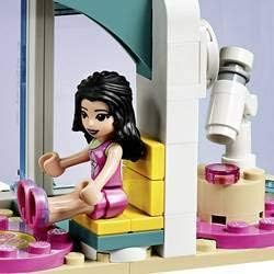LEGO 41394 Friends Krankenhaus von Heartlake City, Spielzeug ab 6 Jahren mit Mini Puppe Emma und Kra