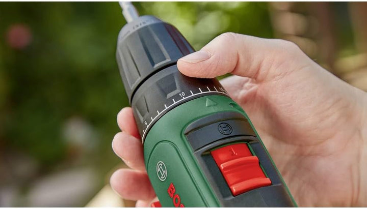 Bosch EasyImpact 18V-40 Drill + SystemBox (2 x Akku & Ladegerät im Lieferumfang enthalten)