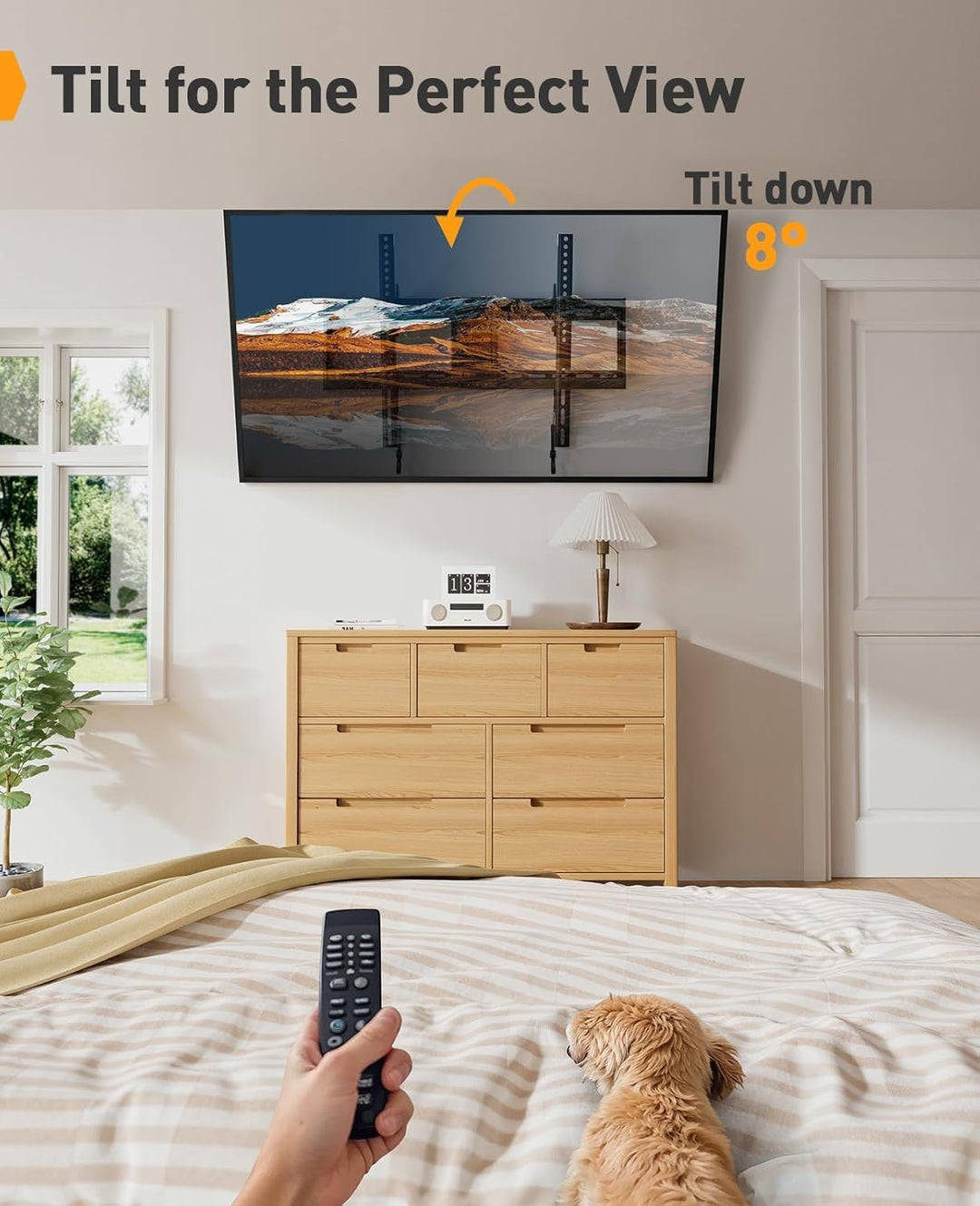 Perlegear TV Wandhalterung, Neigbare Fernseher Halterung für 37-82 Zoll Flach & Curved LED/LCD/OLED/