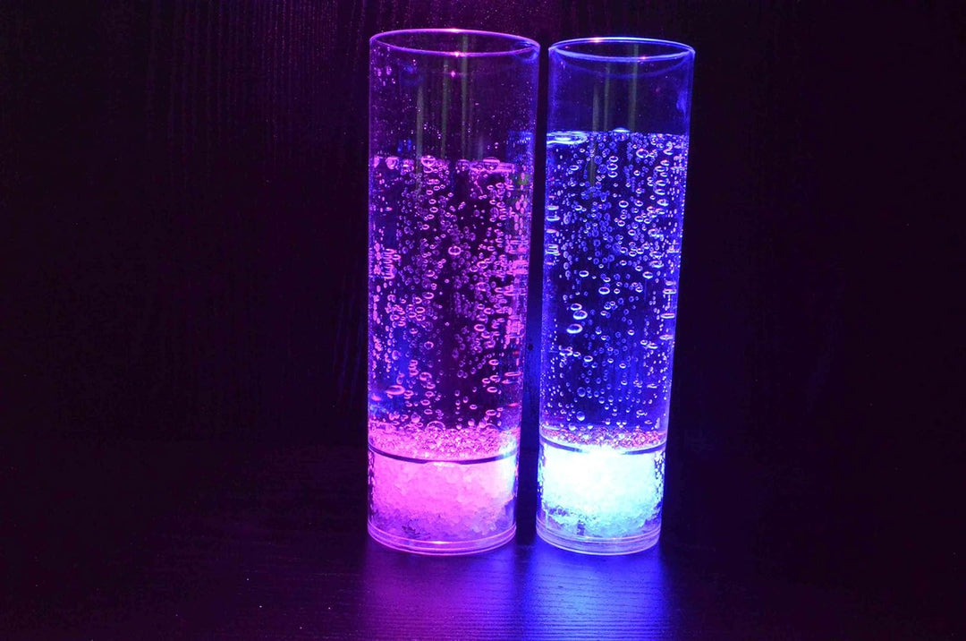 PRECORN 2er Set LED beleuchtetes Longdrinkglas Kunststoff 400ml Trinkglas Partyglas Hochzeit Silvest