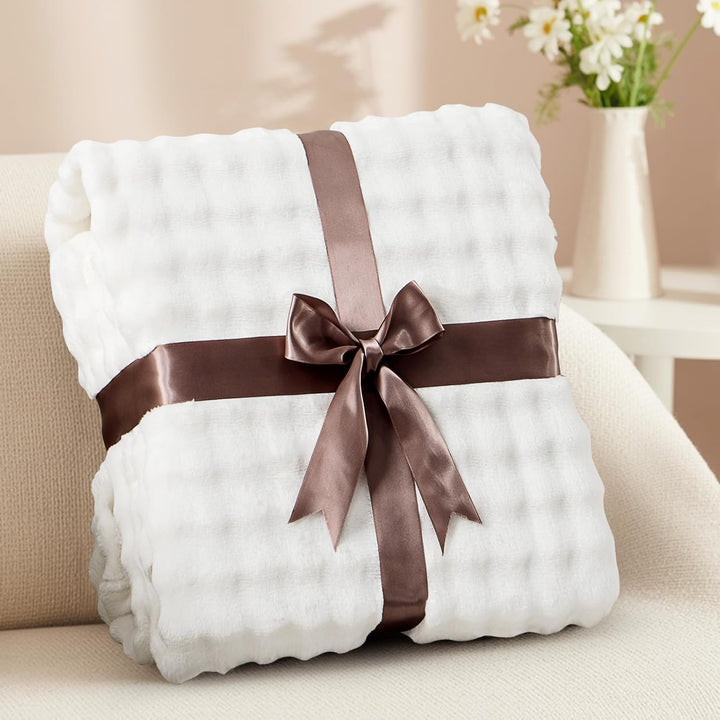 RUIKASI Bubble Decke Kuscheldecke Flauschig Weiss - 150x200cm Sofadecke & Couchdecke aus Plüsch, War