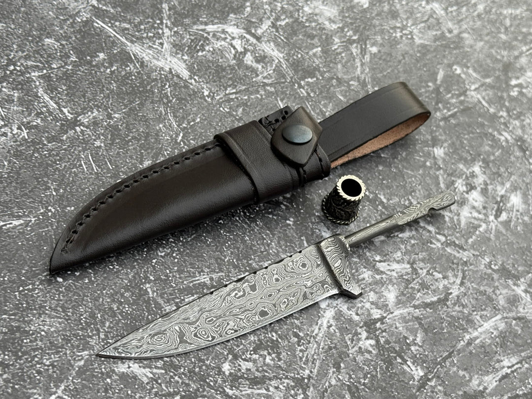 Damast Klinge Handgeschmiedete Damast Rohling Bayerische Nicker mit Kropf und Scheide 4168 Silber, S