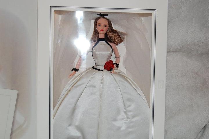 Barbie Collector # 19788 Vera Wang Bride
