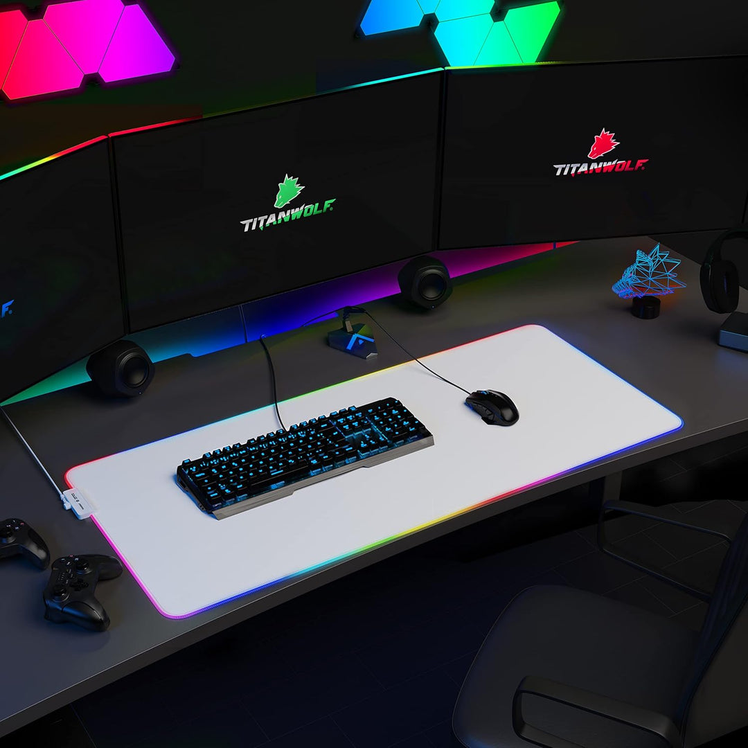 TITANWOLF - RGB Gaming Mauspad - LED Schreibtischunterlage - 900x400 mm Übergrösse - XXL Mousepad -