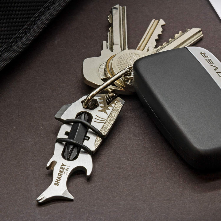True Utility Sharkey - 12 in 1 Multi Tool - Mit Schraubendrehern, Flaschenöffner, Gewindeschneider,