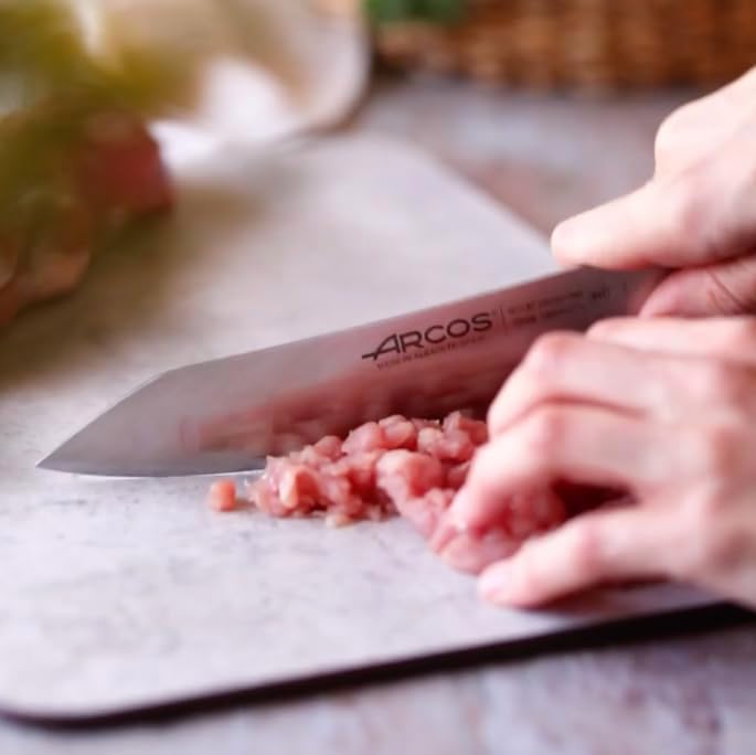 Arcos Opera - Rocking Santoku Messer - NITRUM geschmiedetem Edelstahl 190 mm - HandGriff POM Farbe S