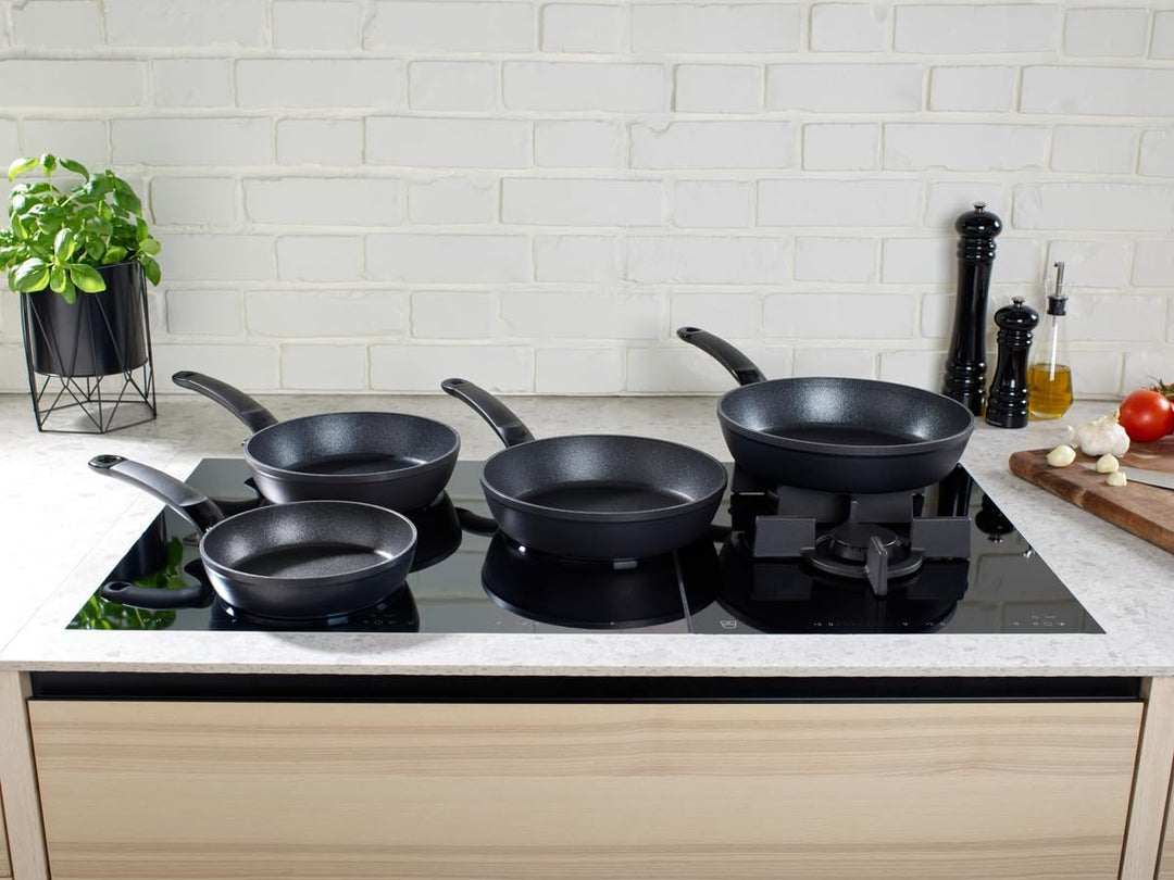 Fissler Adamant Comfort/Pfannen-Set 2-teilig (24 cm + 28 cm) – kratzfeste Aluminium-Bratpfannen mit