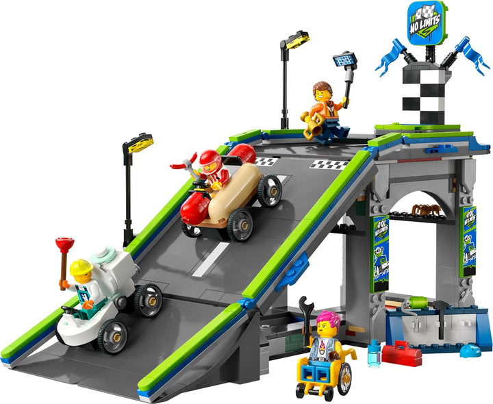 LEGO City Keine Limits: Seifenkistenrennen mit Rampe - Bauspielzeug für Jungen und Mädchen ab 6 Jahr