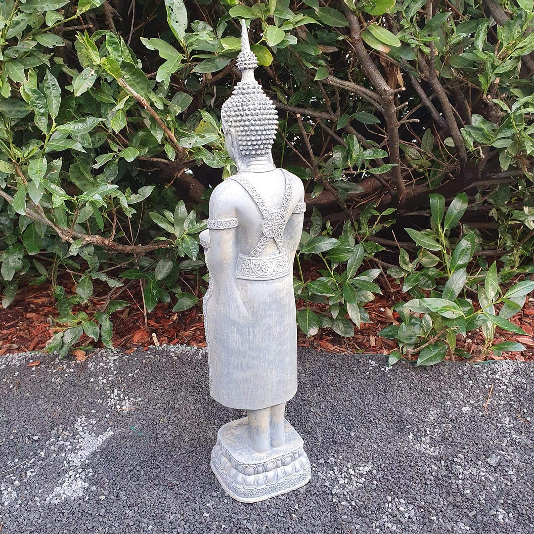 Gartenfigur Buddha Tempelwächter 76 cm grau stehend mit Schale – handbemalte Wächterfigur in Steingu