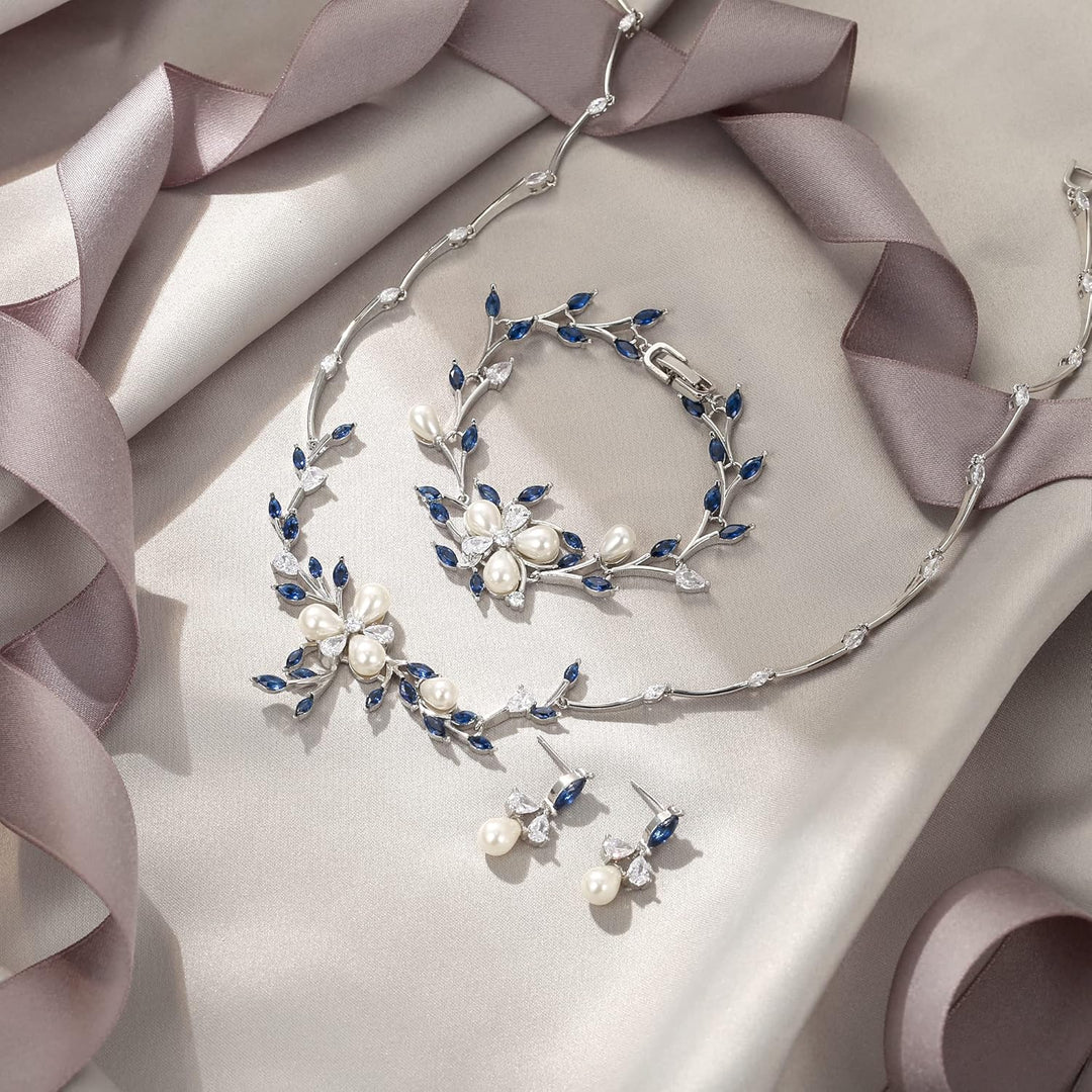 EVER FAITH Zirkon Simulierte Perle Blume Blatt Filigrane Halskette Ohrringe Armband Set Klar Blau Si