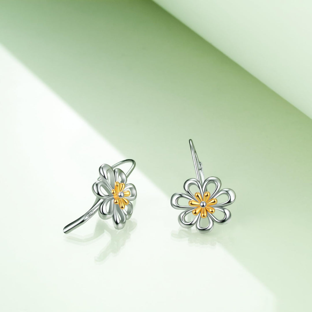 Orecchini a cerchio pendenti in argento sterling con fiore a margherita