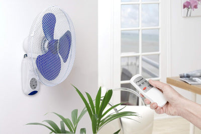 Bestron Wandventilator mit Fernbedienung, Dauernutzung von 7,5h, Höhe: 50 cm, Ø 40 cm, 45 W, Weiss