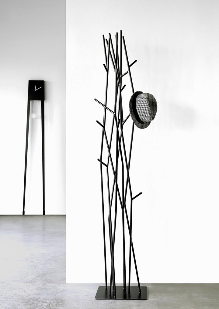 Covo Latva Designer‑Kleiderständer – Skandinavischer Garderobenständer – Baumkronen‑Design von Mikko