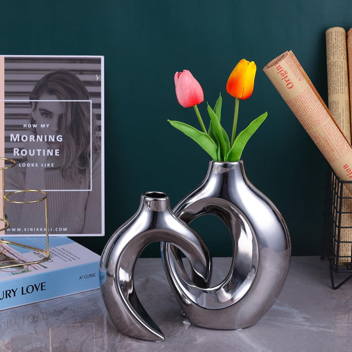 XIAOMAGG Keramik Vase，2er Set Hohle Weisse Moderne Vasen für Nordisches, Vasen Deko, ästhetische Boh