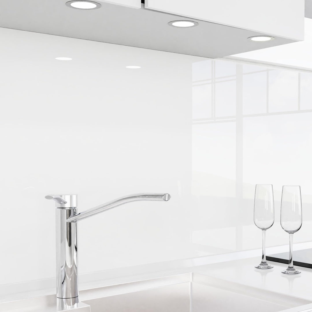 danario Küchenrückwand selbstklebend - Glasoptik - Spritzschutz Küche - versteifte PET Folie - 0,8 m