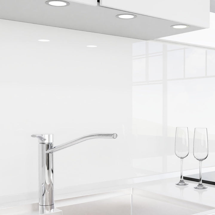 danario Küchenrückwand selbstklebend - Glasoptik - Spritzschutz Küche - versteifte PET Folie - 0,8 m