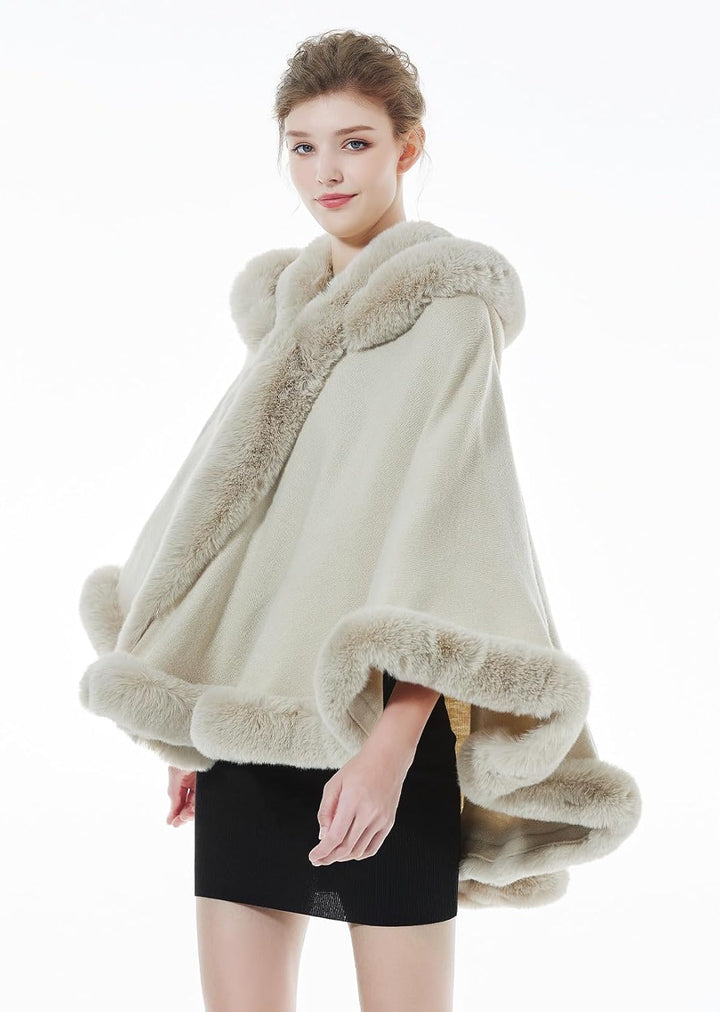 BEAUTELICATE Damen Kunstpelz Strick Poncho Cape Warm Umhang Gestrickt mit Kapuze Cardigan Brautjacke