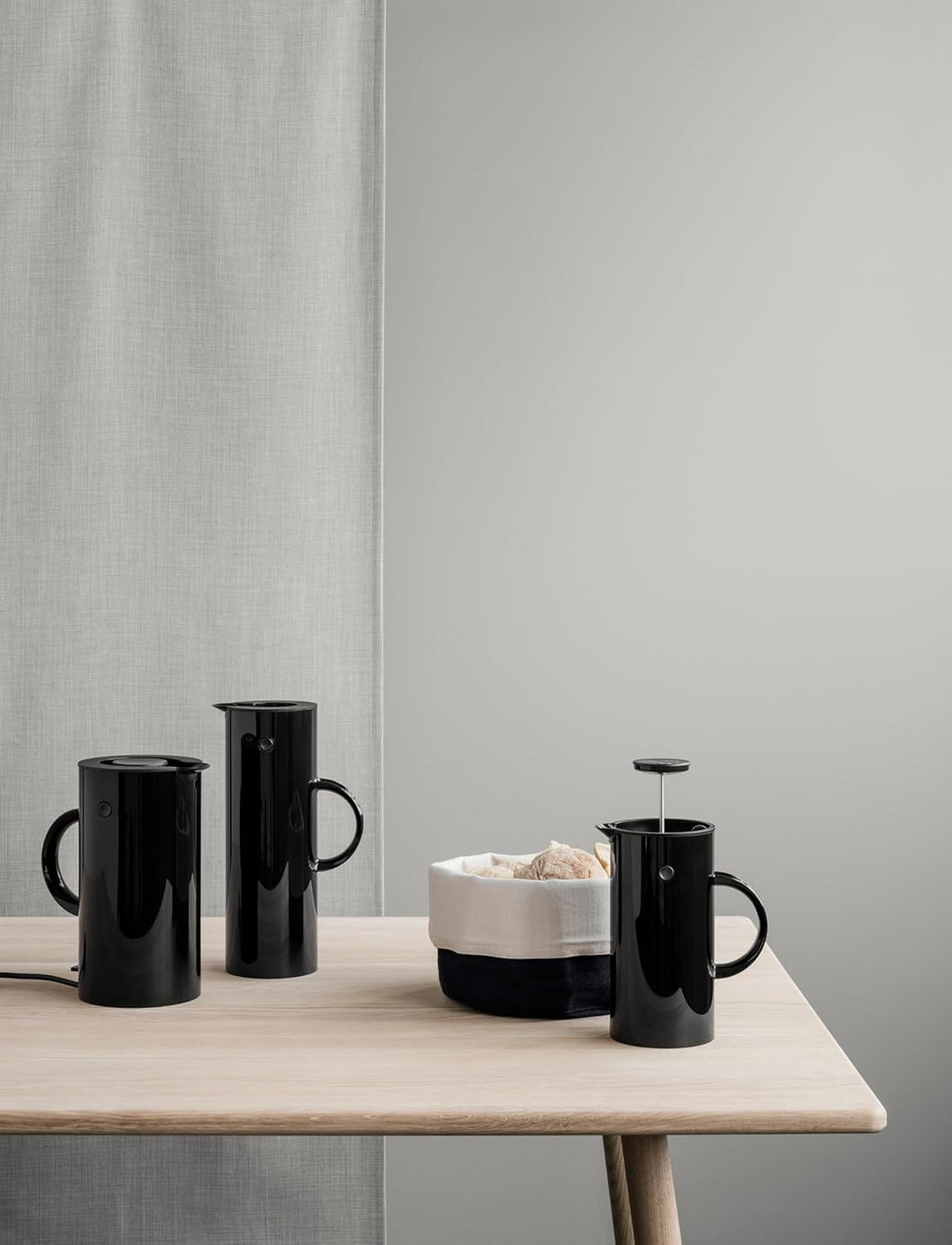 Stelton Wasserkocher EM77 - Elektrischer Kocher, Wasserkessel im skandinavischen Design- Schnell koc