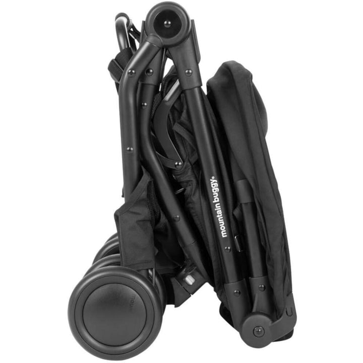 Mountain Buggy Nano V3 (2020+) Kinderwagen in der Farbe black inkl. Reisetasche