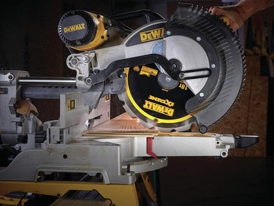 Dewalt Faserzement-Kreissägeblatt DT1474 (305/30 mm, 16 Zähne, 12°, speziell für Faserzement-Platten