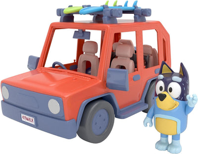 Giochi Preziosi Bluey Auto 4 x 4 Familienfahrzeug, inklusive Papa Bandit Hoch, ca. 8 cm und 2 Surfbr