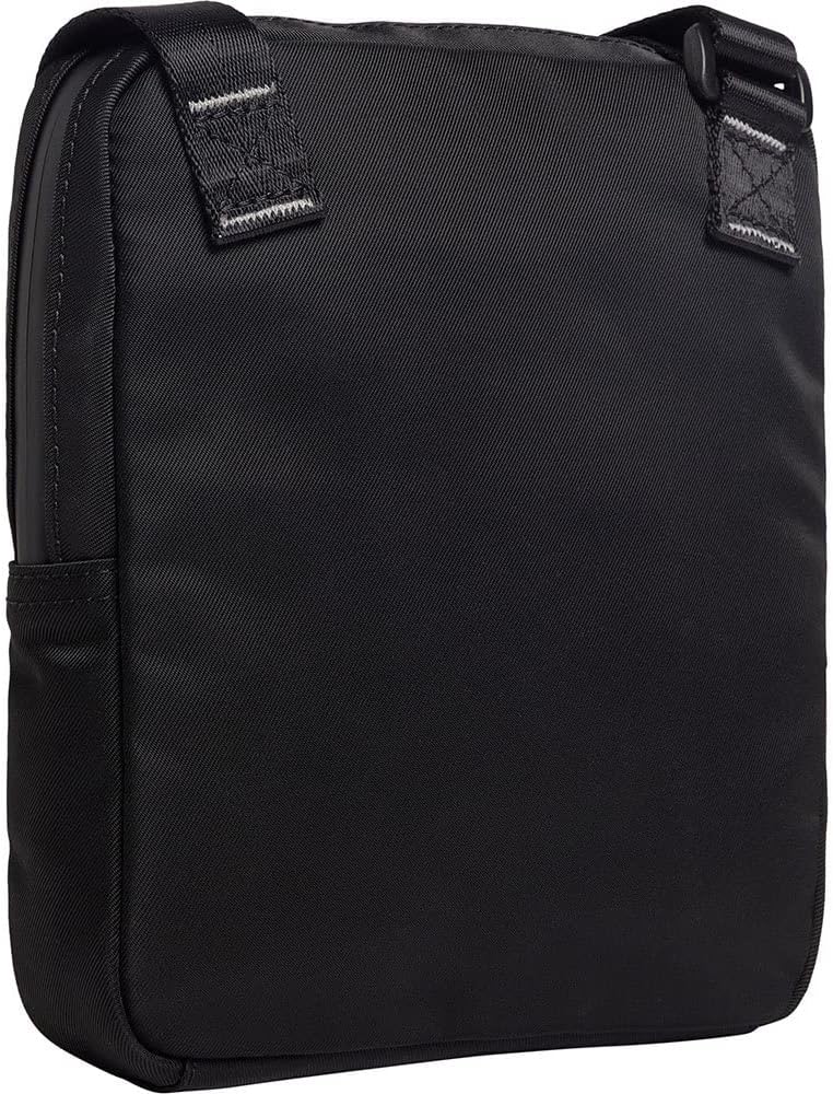 Calvin Klein Jeans Herren Umhängetasche Ultralight Reporter Klein Jeans, Schwarz (Black), Einheitsgr