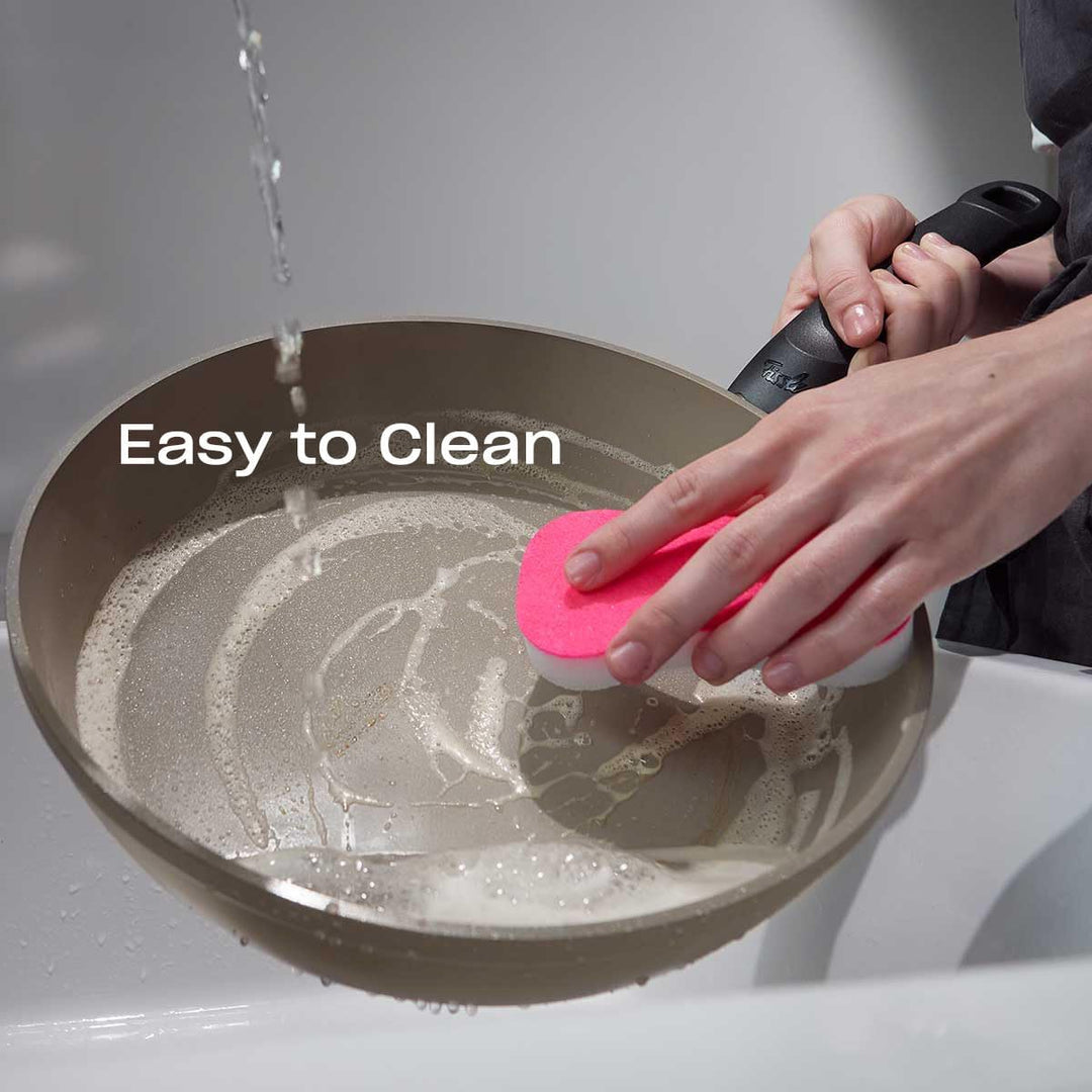 Fissler Ceratal Comfort / Aluminium-Pfanne frei von PFAS/PTFE, Keramik-beschichtet (Ø 26 cm) Ceramic